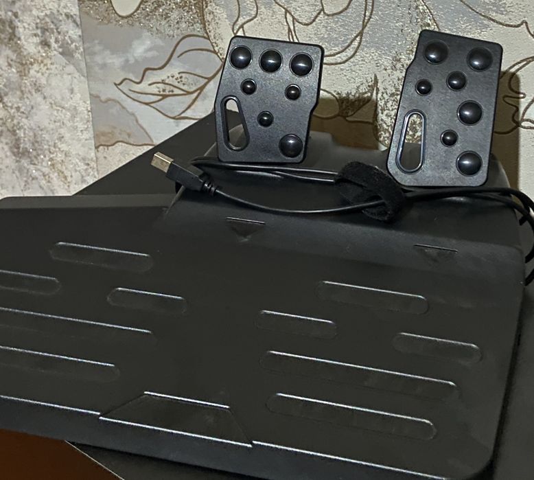 Продам Xbox One x