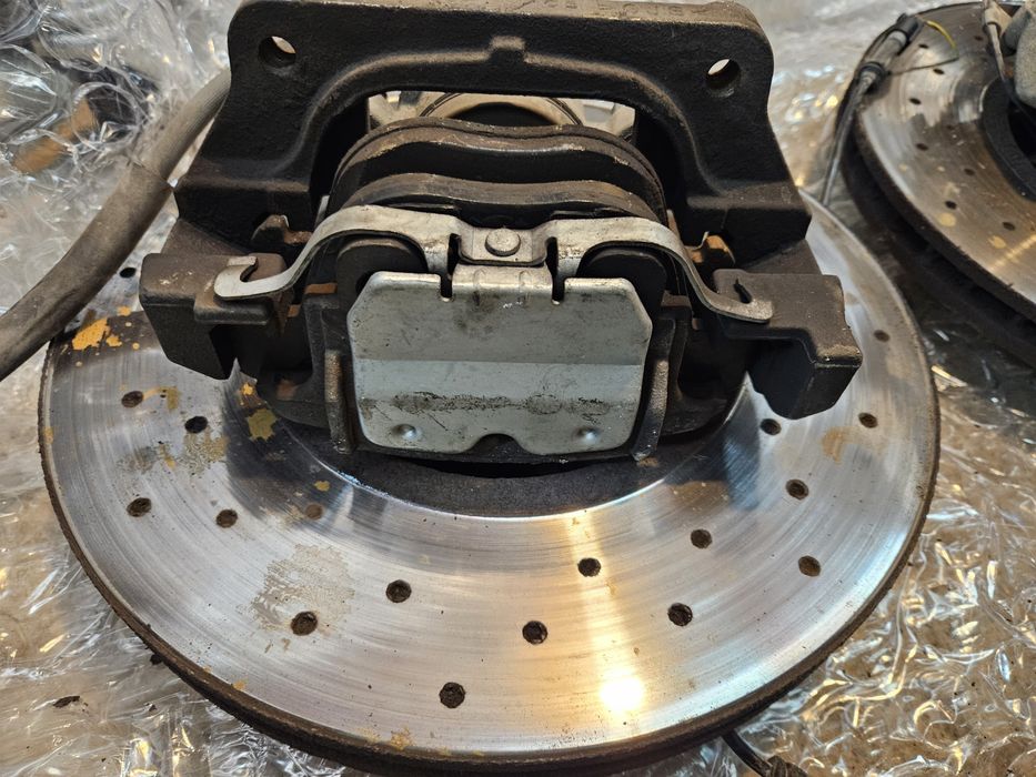 Спирачни дискове и апарати за BMW E70 3.5D