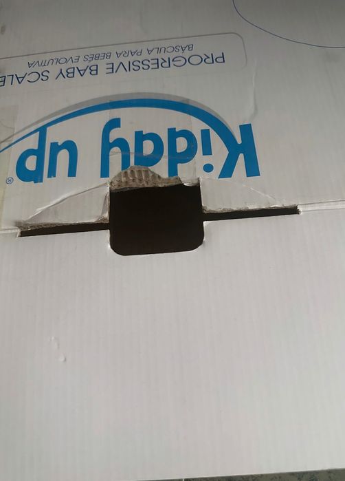 Бебешки кантар много малко ползван, работи перфектно