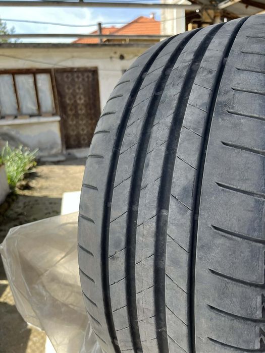 Летни гуми размер 225 45 17 Bridgestone