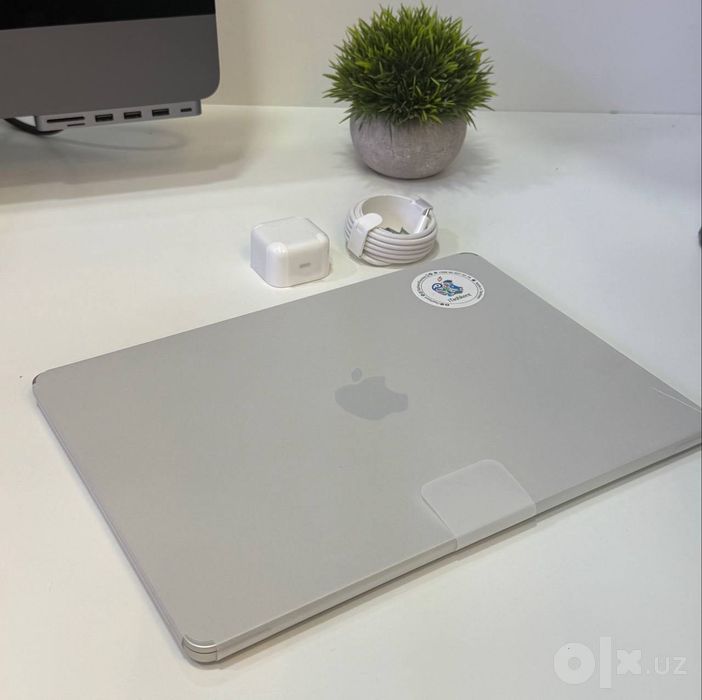 Новый MacBook Air 13 m5 / 16 / 1Tb Starlight