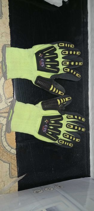Продается перчатки