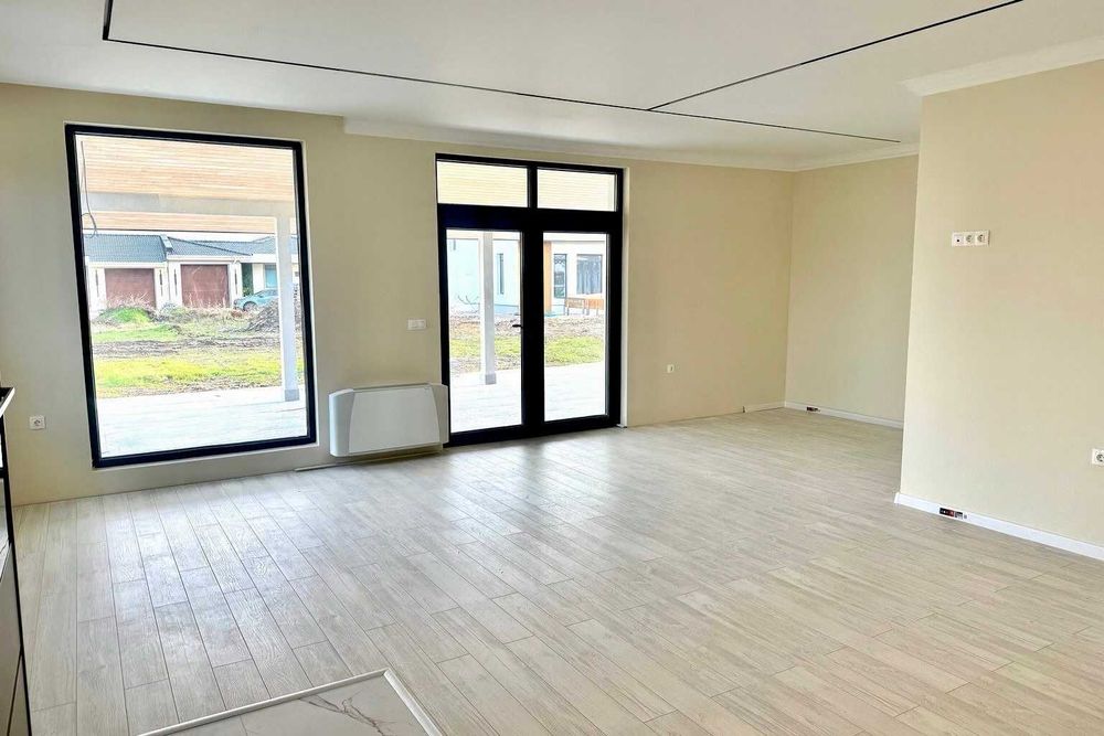 Продава се Къща в с. Радиново, Област Пловдив - 360 кв.м за 566 €/кв.м - Снимка #3