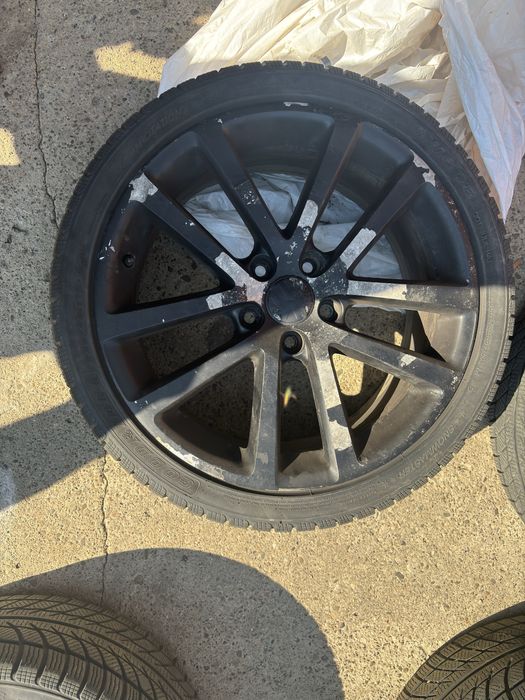 Jante Volkswagen R18+ Cauciuri All Season