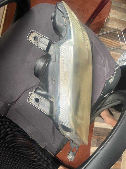 Передняя фара Honda CRV RD1