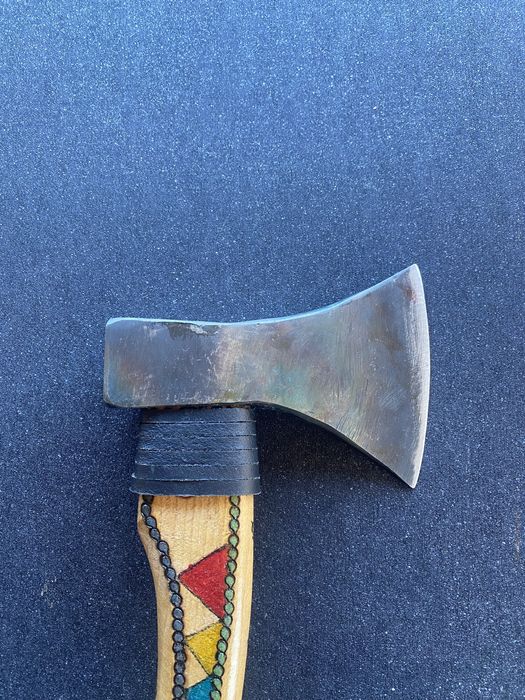 Toporas - Topor manual forjat manual  oțel  foaie de arc