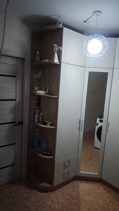 3 бөлмелі пәтер сатылады 14 мкр 45үй