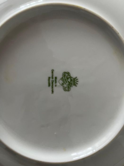 Продаю столовый сервиз