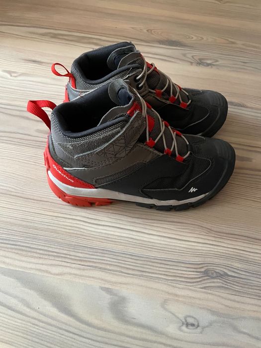 QUECHUA  Детски непромокаеми туристически обувки за преходи- 29 номер