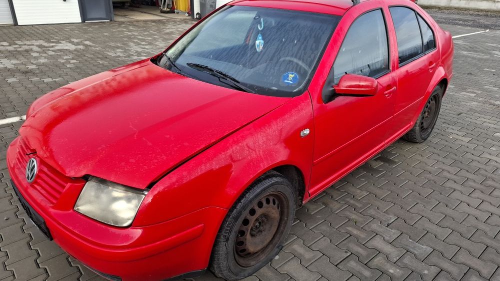 Vand capota,  bara,far Volkswagen Bora