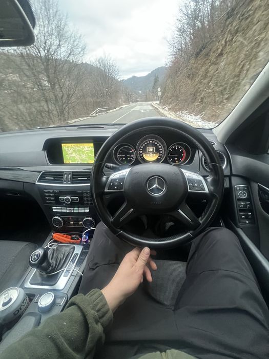 Mercedes c200 136