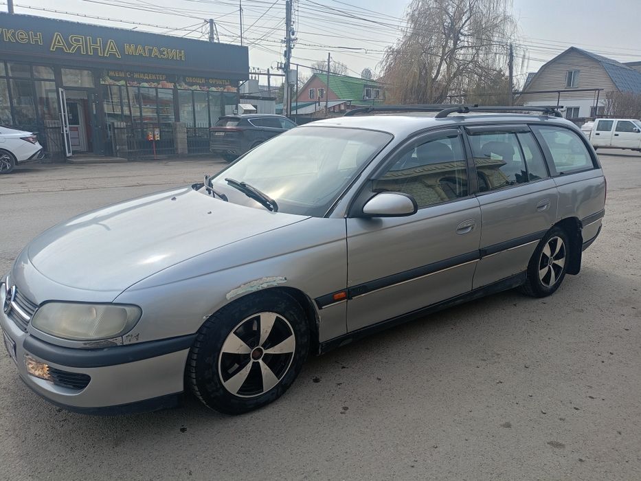 Продам Опель Омега универсал автомат
