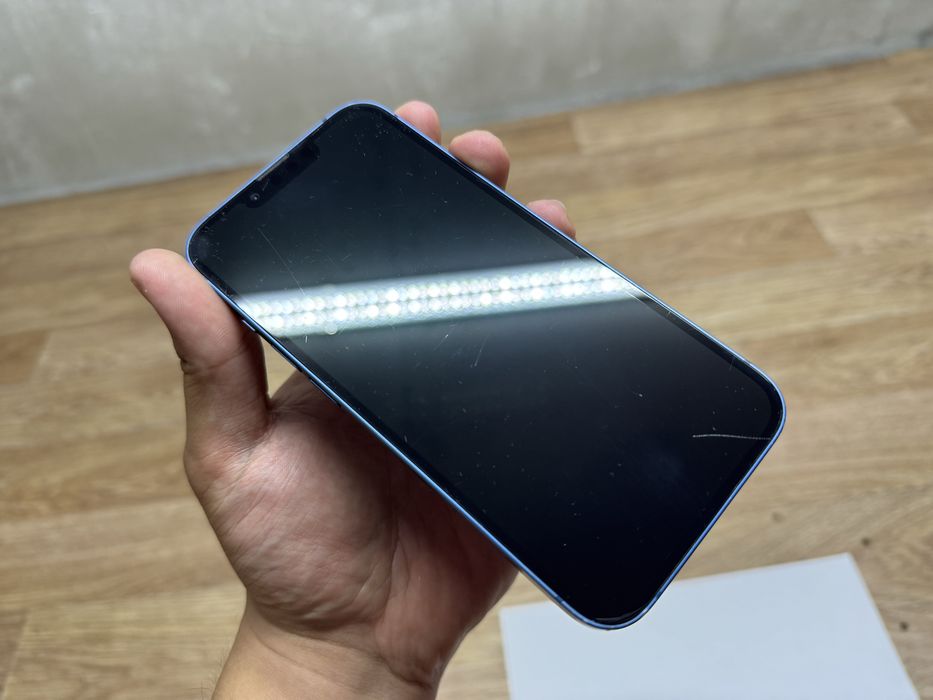 Продам Айфон 13 , на 256 гб