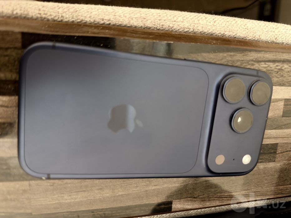 iPhone 17 pro 256gb e sim