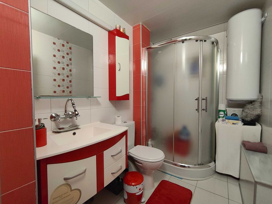 Продава се Двустаен апартамент в Търговище, Център - 60 кв.м за 1692 €/кв.м - Снимка #7