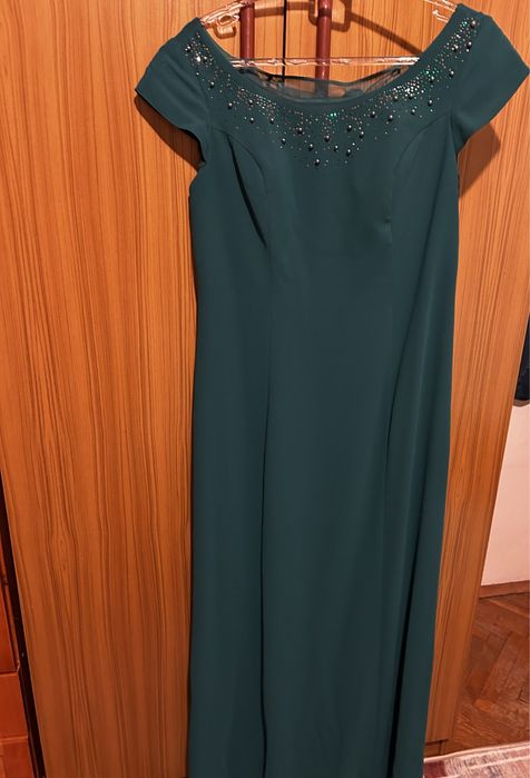Дълга зелена официална рокля 46-48 размер