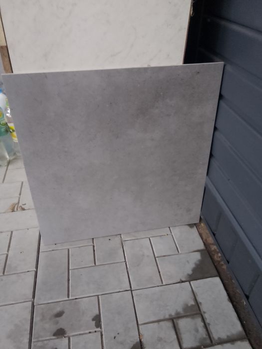 Продам полки, столы, шкафы, бочки , гипсокартон, кафель..