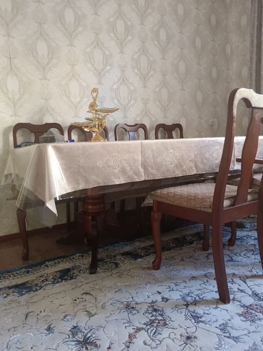 Продам стол