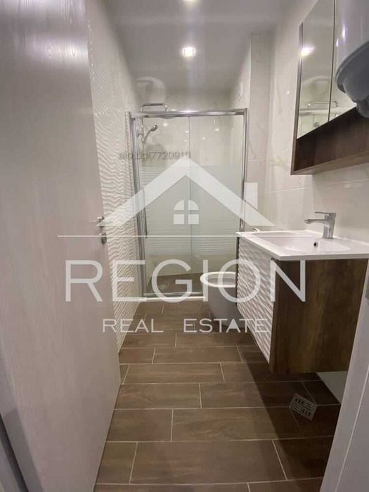 Дава се под наем Тристаен апартамент в Варна, Лятно кино Тракия - 90 кв.м за 700 € - Снимка #12