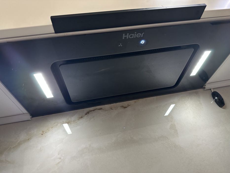 Вытяжка haier продам