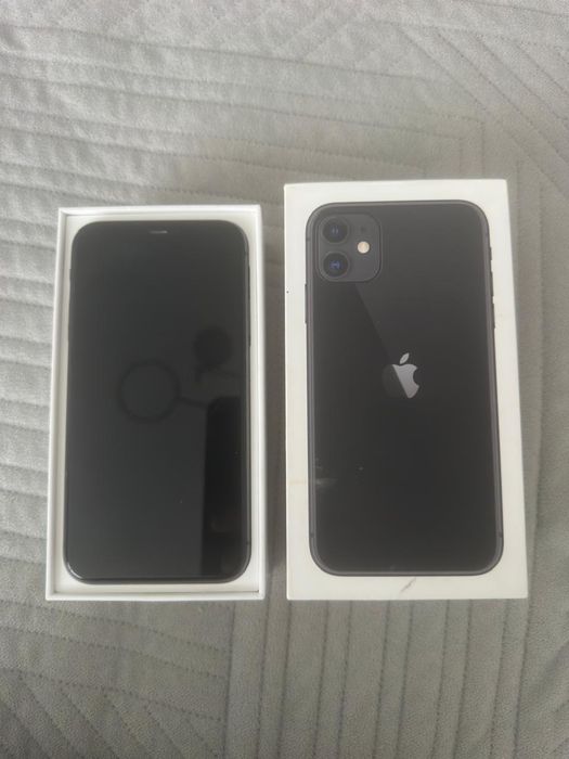 Iphone 11 128gb в отличном состоянии, чехлы в подарок 4 штуки