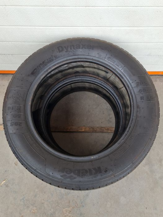 Летни гуми 2 броя KLEBER Dinaxer HP4 205 60 R16 дот 0122