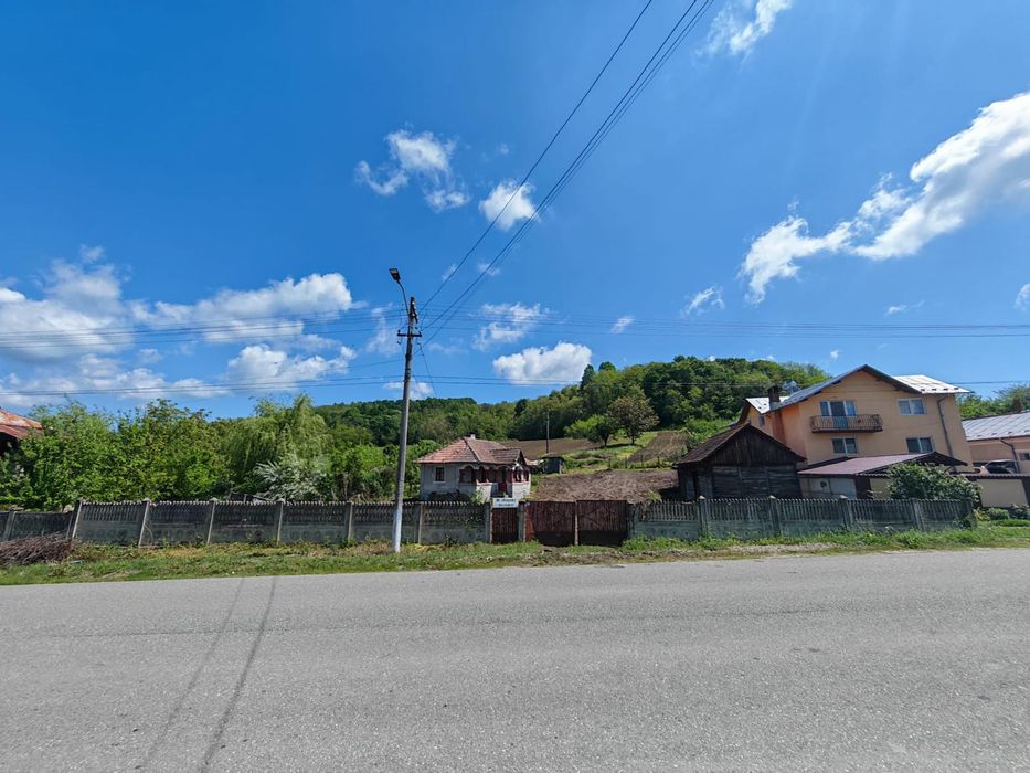 Casă + teren comuna Crețeni