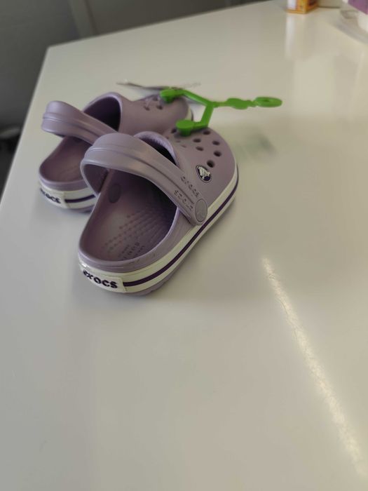 Продам новые детские Crocs