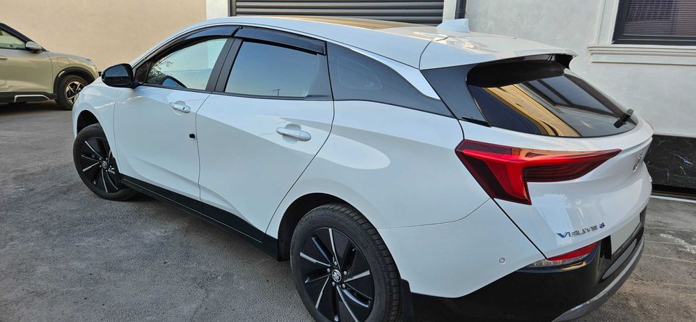Продаётся электромобиль Buick Velite 6