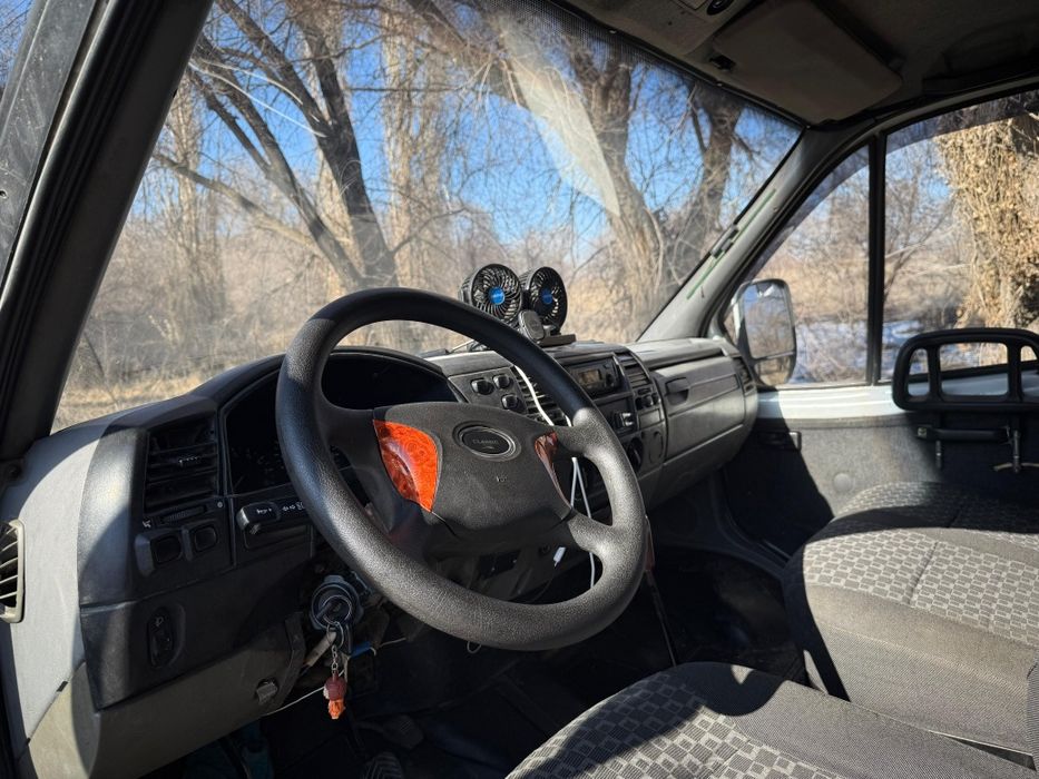 Продам газель 2006