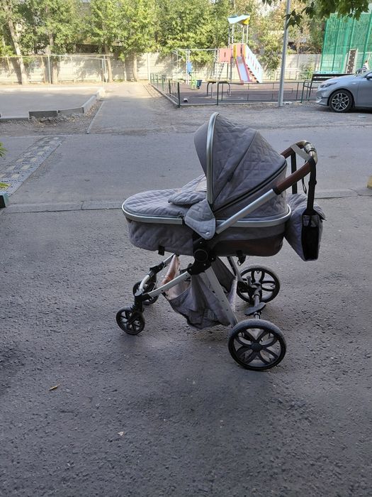 Детская коляска все сезонная