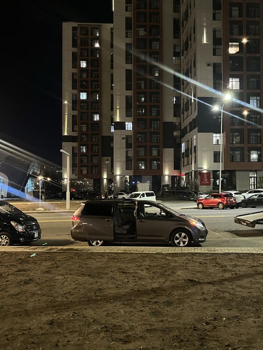 Тойота Сиенна минивэн заказ