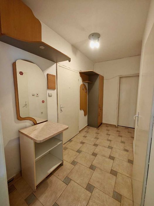 Дава се под наем Двустаен апартамент в Русе, Център - 70 кв.м за 300 € - Снимка #11