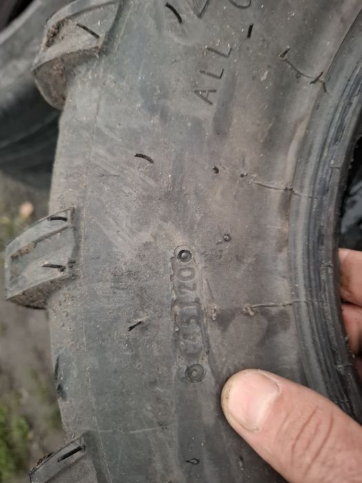 Vand 2 anvelope atv  255/70-12 bune dot 2020