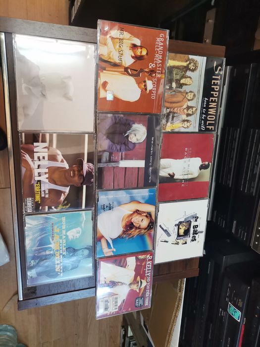 Cd uri singleuri 20 buc 2p rem etc