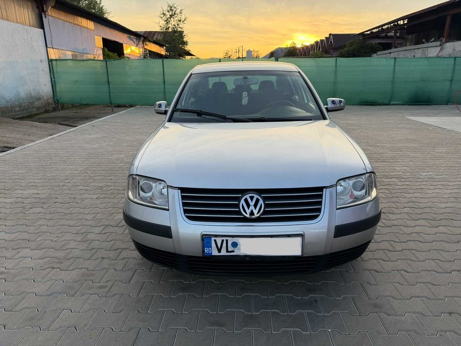 VOLKSWAGEN Passat 2004
