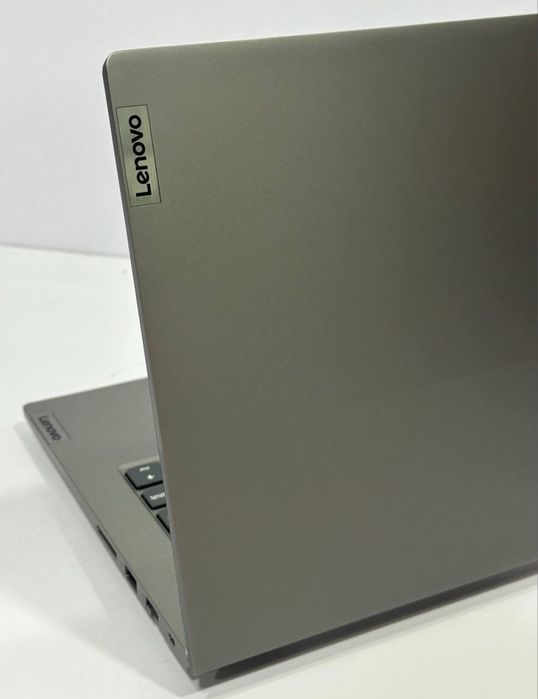 Lenovo thinkbook
