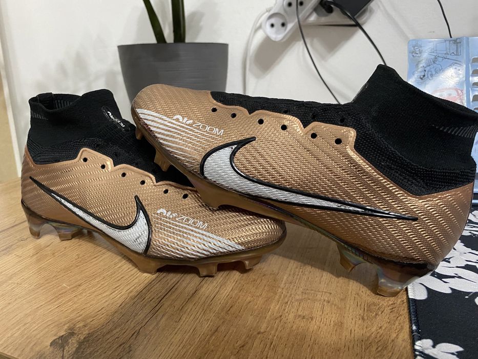 Продаю бутсы Nike Mercurial