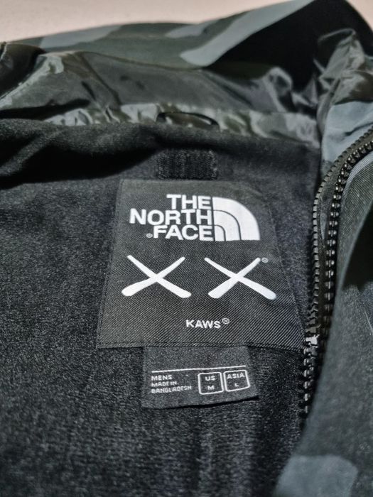 The North Face x KAWS Retro 1986 Mountain Jacket – Limited (Внос)