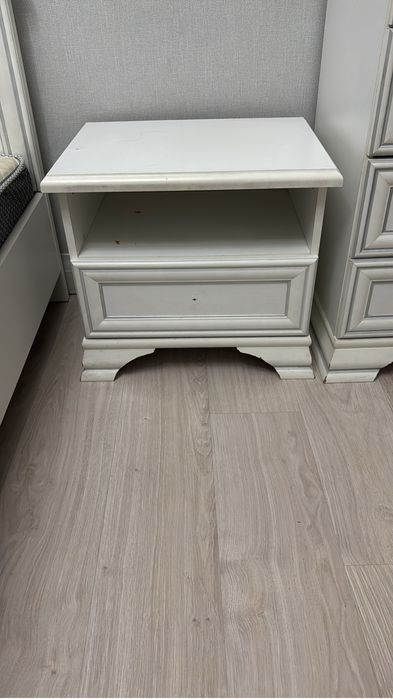 Срочно продам спальный гарнитур