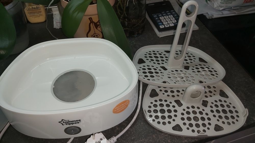 Стерилизатор, нагревател за храна Tommee tippee, помпа за кърма Medela