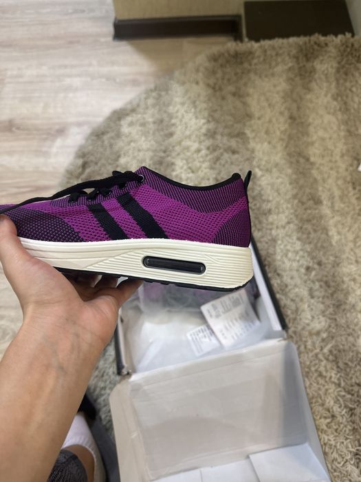 Продаю кросовки новые