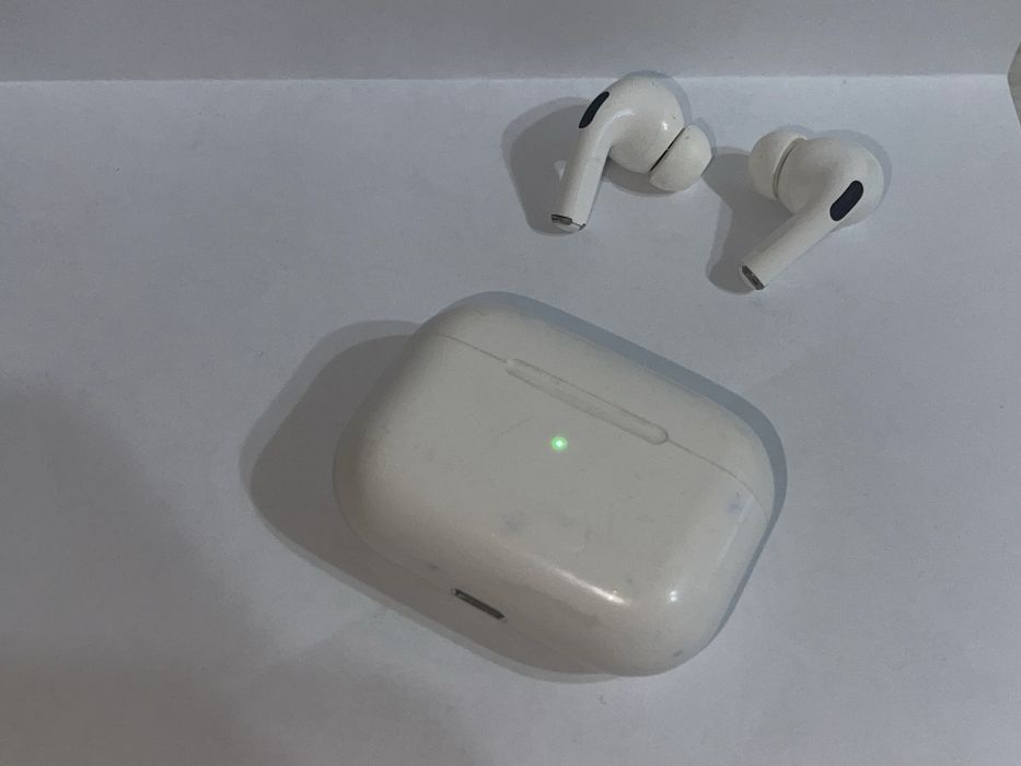 AirPods Pro робочие