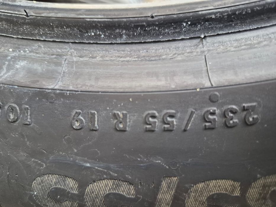 Шины 235/55R19 2 штук