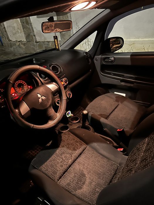 Mitsubishi Colt 1.1 2008