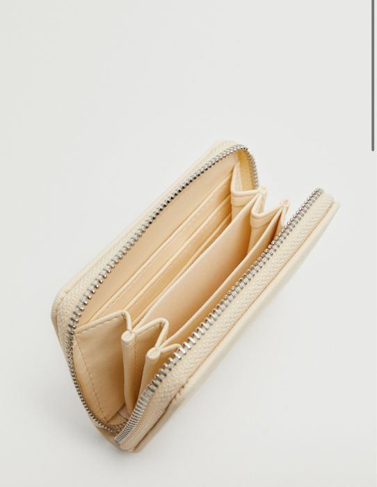 Ново портмоне Mango