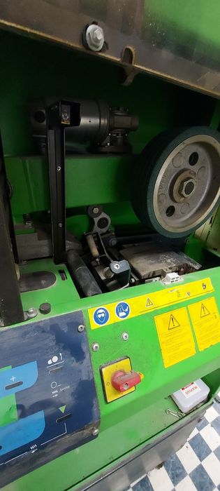 Машина за ски сервиз  "Wintersteiger"