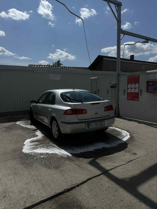Renault laguna 2 facelift