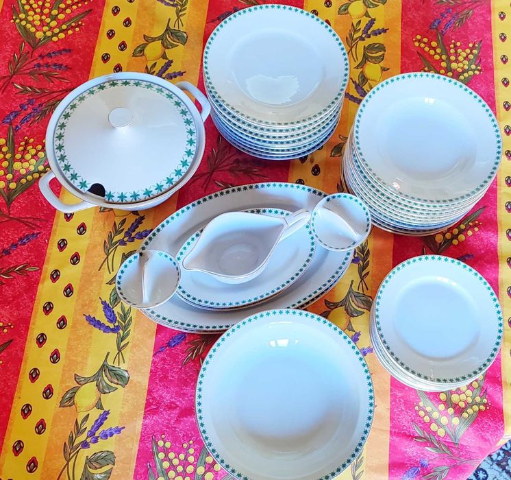 Сервиз за хранене