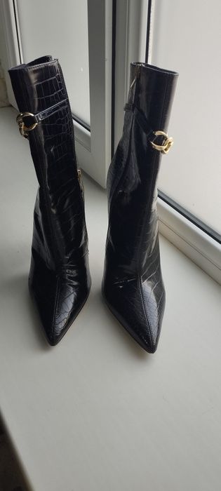 Продам срочно сапожки.